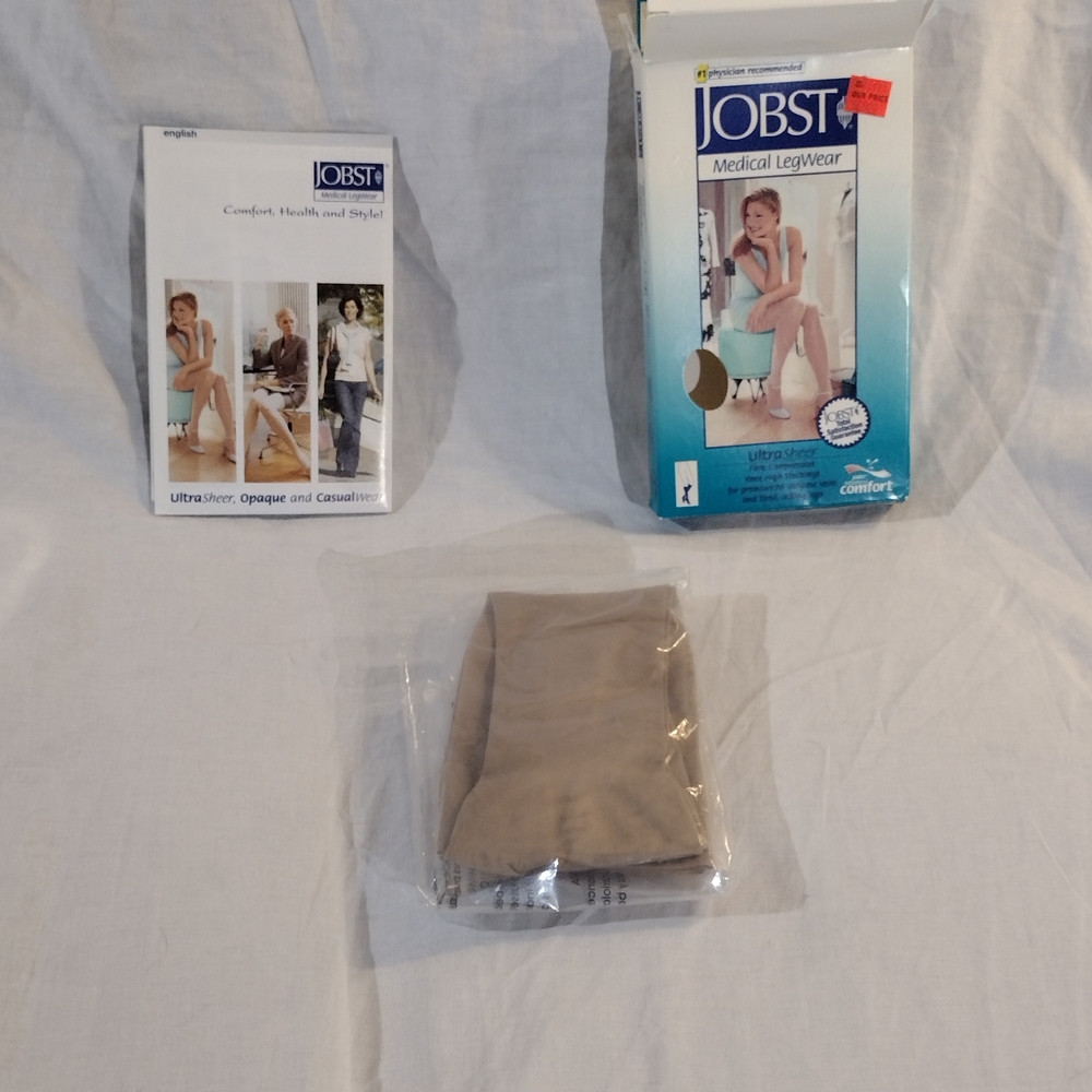 JOBST Medical LegWear UltraSheer Stockings - Beige - Picture 5 of 10